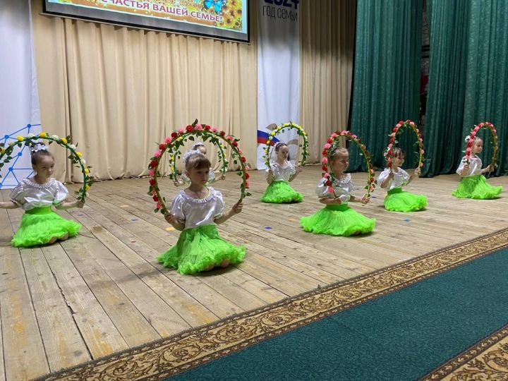 В районном Доме культуры прошёл концерт в честь Дня защиты детей