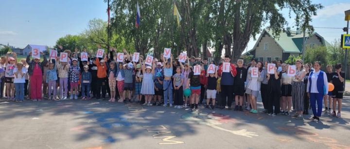 В трудовом лагере Болгарской первой школы прошло мероприятие, посвящённое БДД