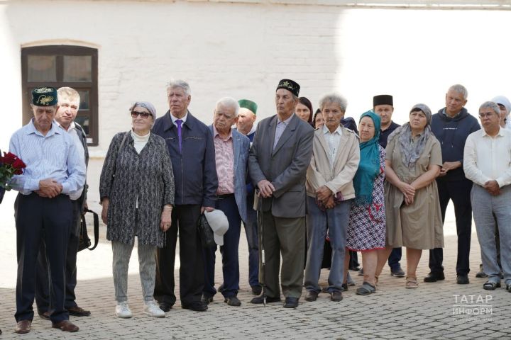 В Казани простились с уроженцем Спасского района Анасом Хасановым