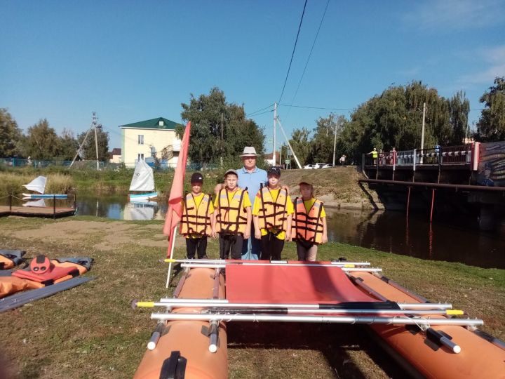 Младшие поисковики из Спасского района стали вторыми в соревнованиях на воде