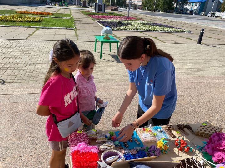 «Движение Первых» в Спасском районе провело благотворительные ярмарки в День выборов