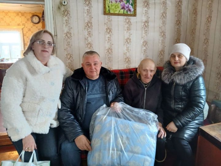 Старожила Спасского района поздравили с 95-летием