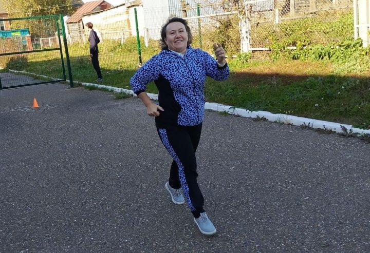 Учителя Искерязапской школы сдали нормативы ВФСК ГТО