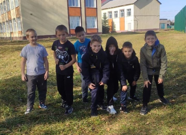 Ученики первой городской школы Болгара сдали нормативы ВФСК ГТО