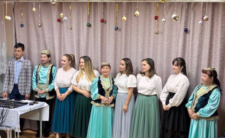В Спасском ДИПИ выступили артисты РДК Болгара
