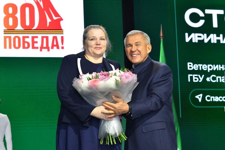 Жительница Болгара удостоилась медали «Ана даны – Материнская слава»