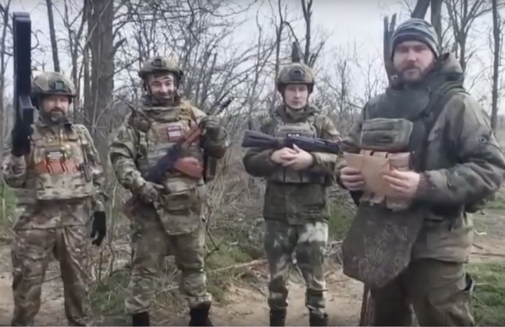 Бойцы СВО поблагодарили воспитанников детсада «Родничок» за рисунки (ВИДЕО)