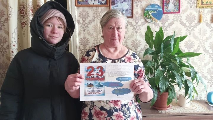 Иске Рәҗәптә хәрби операциядә хезмәт итүчеләрнең якыннарын котладылар