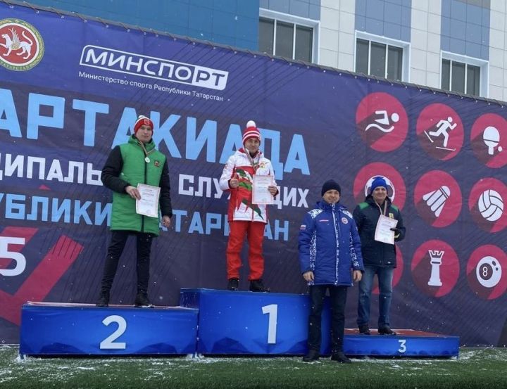 Спас районы мәгариф бүлеге җитәкчесе ТР муниципаль хезмәткәрләр чаңгы ярышында призлы урын алды