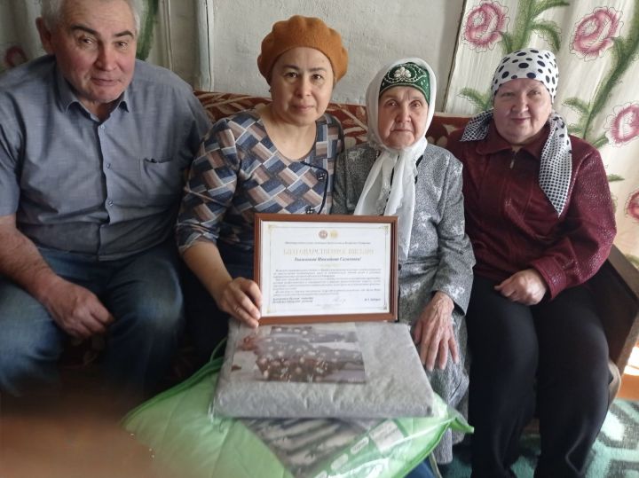 Жительница села Иске Рязяп отметила 90-летний юбилей