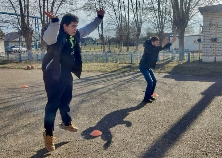 В Спасском техникуме отраслевых технологий прошел День дворовых игр