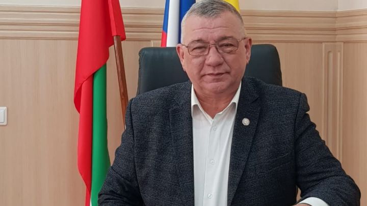 Фаргат Мухаметов поздравил жителей Спасского района РТ с Пасхой
