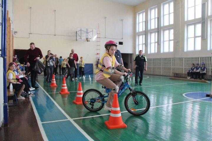 В Болгаре прошёл районный конкурс юных инспекторов движения «Безопасное колесо»