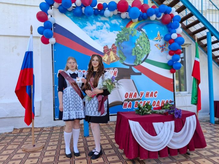Выпускникам школ Болгара и Спасского района вручили знаки отличия ГТО