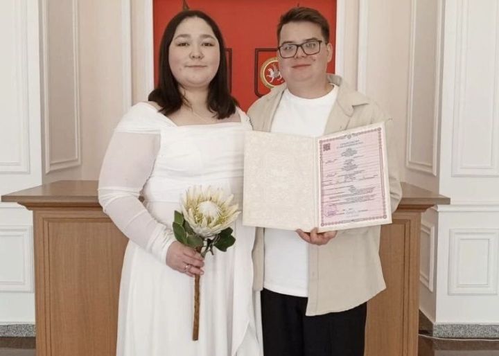 25.05.2025: В Спасском ЗАГС четыре пары связали судьбы в «зеркальную» дату