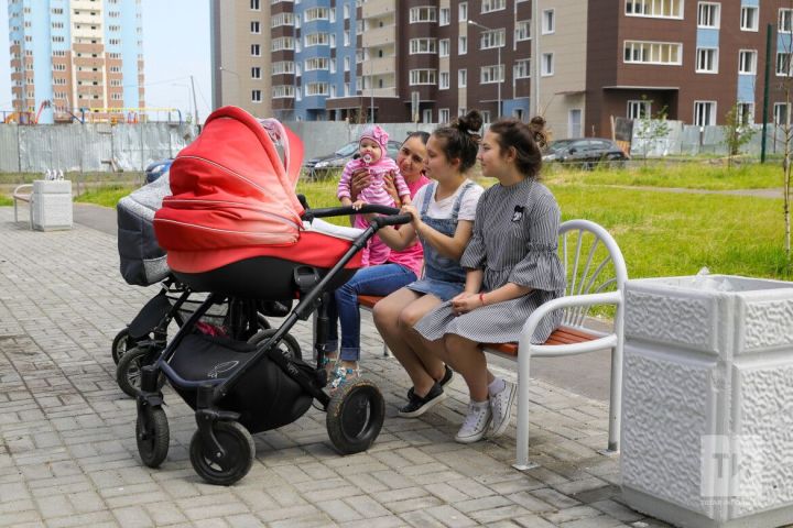 В Госдуме РФ предложили платить домохозяйкам прожиточный минимум