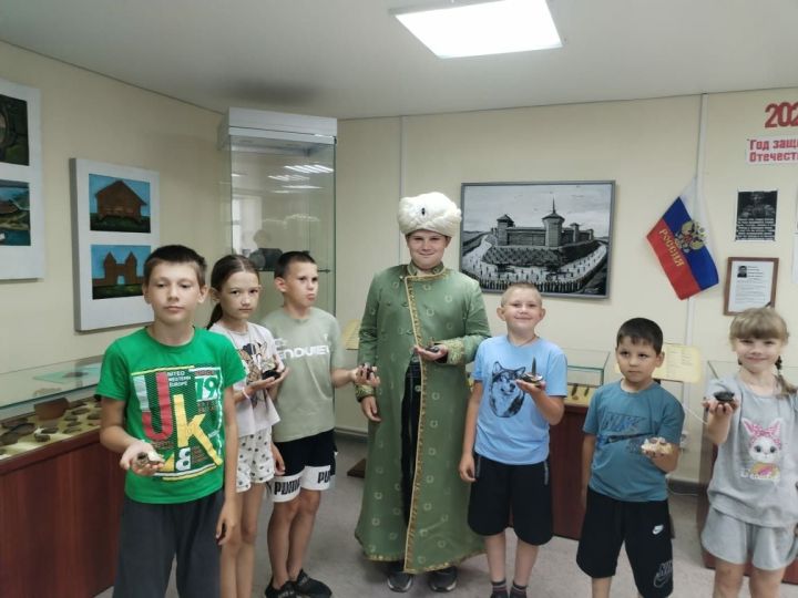 День знаек и почемучек прошёл в пришкольном лагере в Кузнечихе