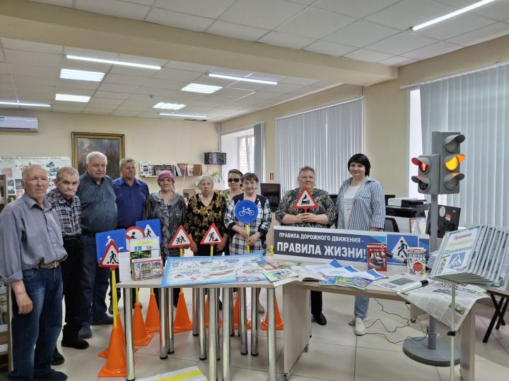 В библиотеке Болгара прошёл важный разговор о безопасности на дорогах