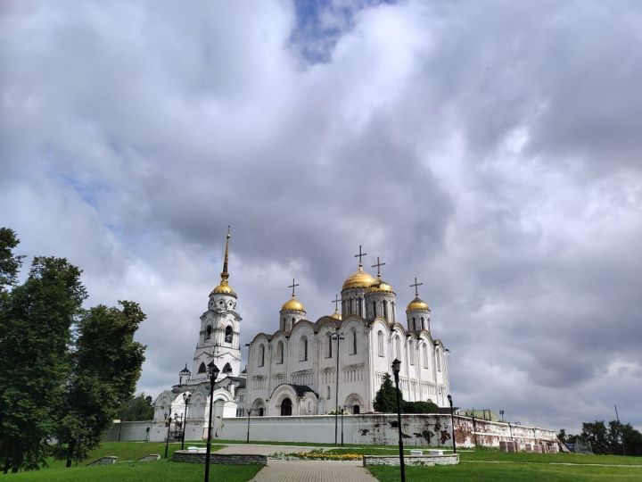 День Казанской иконы Божией Матери: история, приметы и традиции