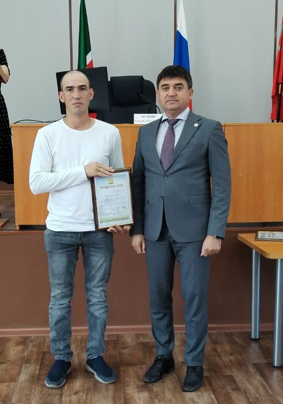 В Спасском районе наградили передовиков строительной и дорожной отрасли