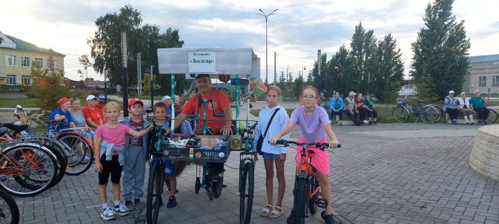 В Болгаре прошел велопробег ко Дню физкультурника