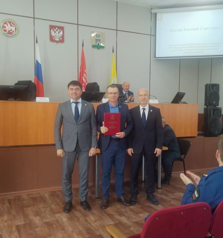 В Спасском районе состоялось заседание Совета с вручением наград