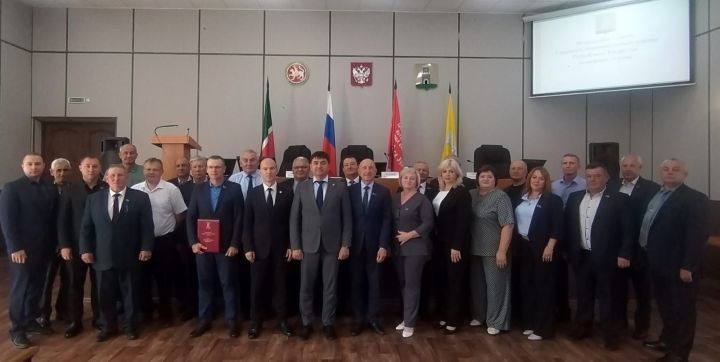 В Спасском районе состоялось заседание Совета с вручением наград