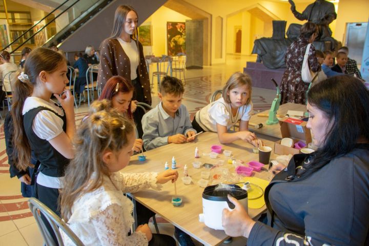 В Болгарском музее-заповеднике продолжается сезон Инклюзивного ремесленного центра