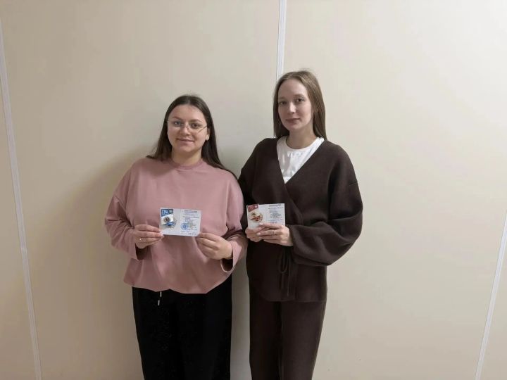 Завуч и педагог Спасского техникума получили знаки ГТО
