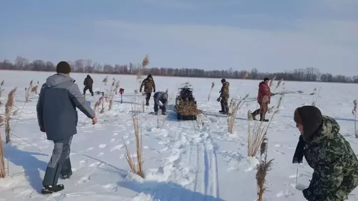На территории заказника «Спасский» пробурили 250 лунок и запустили аэратор