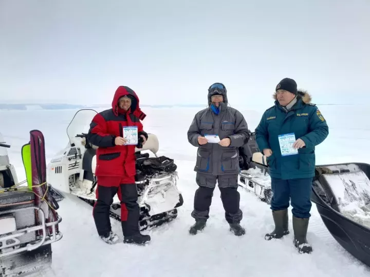 Весенний лед: почему он опаснее зимнего и как не попасть в беду