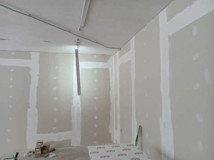 В Куралово Спасского района капитально ремонтируют здание сельского исполкома