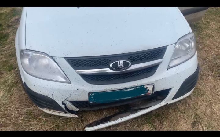 В Болгаре поймали пьяного водителя, который сбил забор и уехал