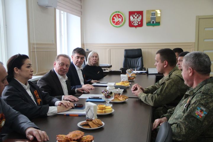 Болгарда эш визиты белән Дәүләт Думасы депутаты Айдар Метшин булып китте
