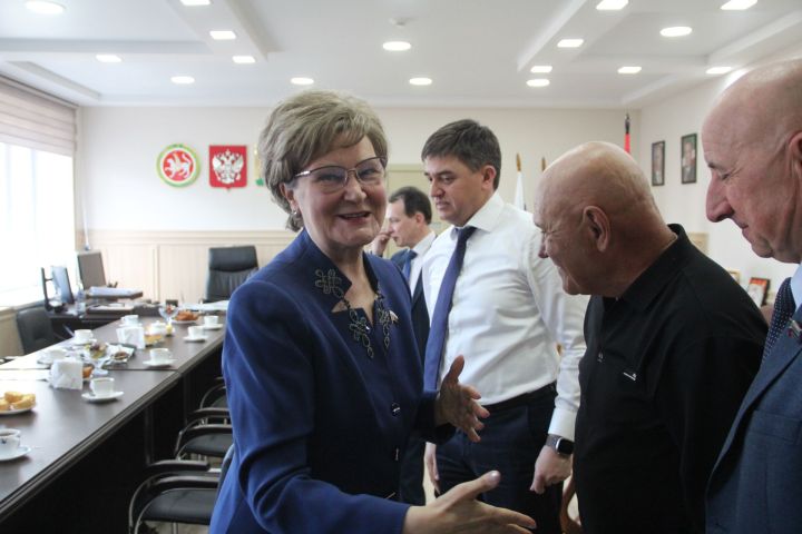 Болгарга эш сәфәре белән РФ Дәүләт Думасы депутаты Татьяна Ларионова килде