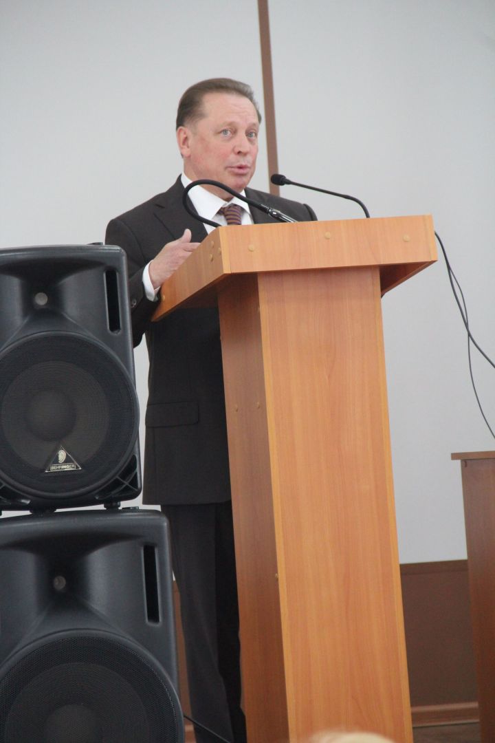 Болгарда эш визиты белән Дәүләт Думасы депутаты Айдар Метшин булып китте