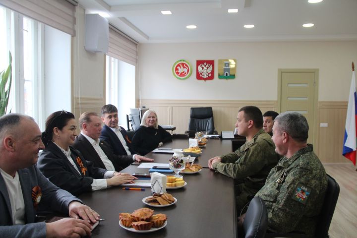 Болгарда эш визиты белән Дәүләт Думасы депутаты Айдар Метшин булып китте