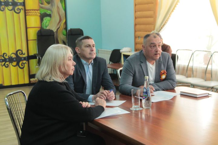 Болгарда эш визиты белән Дәүләт Думасы депутаты Айдар Метшин булып китте