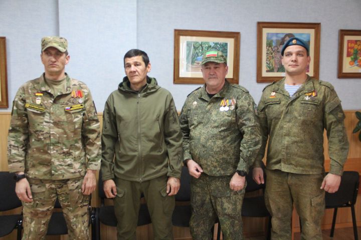 Болгарда эш визиты белән Дәүләт Думасы депутаты Айдар Метшин булып китте