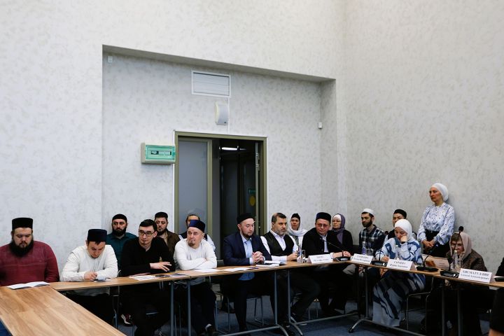 В Болгарской исламской академии обсудили проблемы переводов исламских текстов
