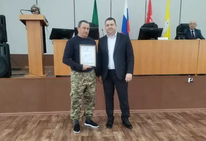 В Спасском районе наградили коммунальщиков за работу в зимний период