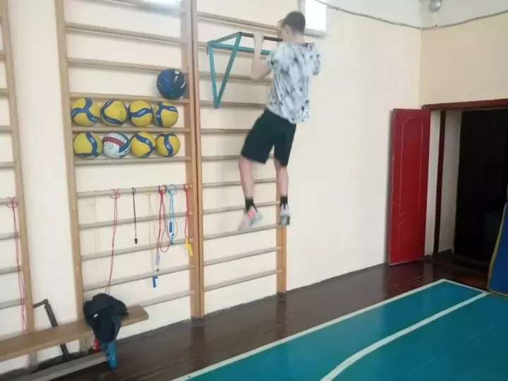 Во второй школе Болгара прошла сдача нормативов ГТО по зальным видам