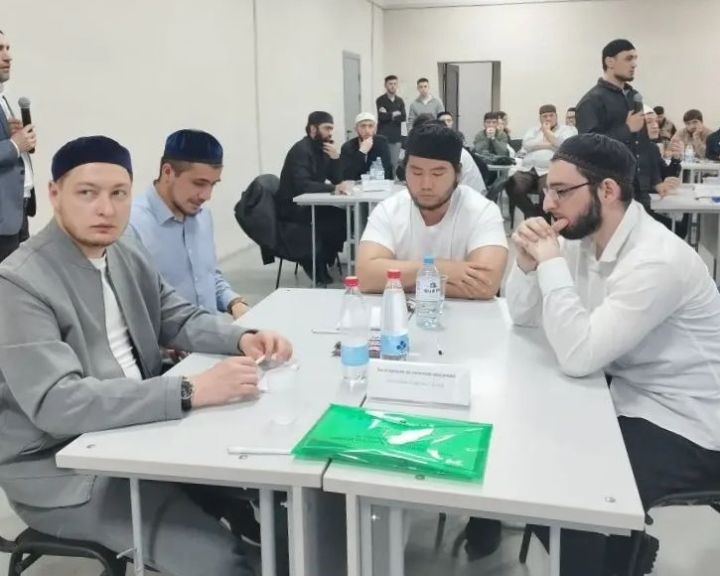 Представители Болгарской исламской академии отличились на всероссийском конкурсе теологов в Махачкале