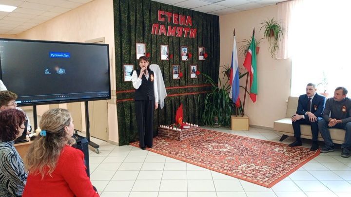 Болгар мәктәбенең Хәтер диварында тагын бер рәсем барлыкка килде