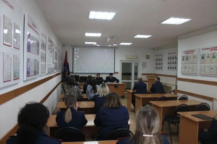 Магистрант Болгарской академии провёл семинар для сотрудников СИЗО Красноярского края