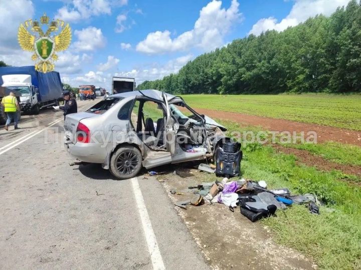 В Татарстане в аварии погибли три человека, в том числе годовалый ребенок