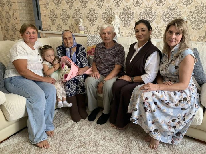 90-летний юбилей отметила жительница Спасского района Мария Кузнецова