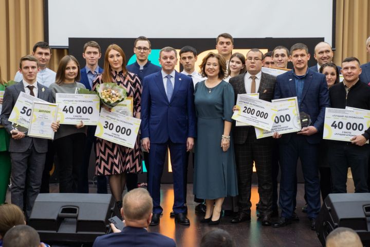 В Татарстане стартовал масштабный проект «Сельская молодёжь» с призовым фондом 2,1 млн рублей